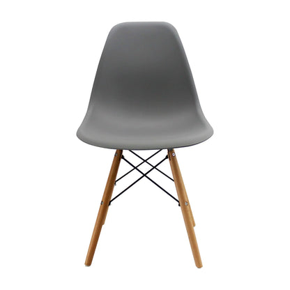 Silla de comedor.  Silla Eames. Silla de diseño